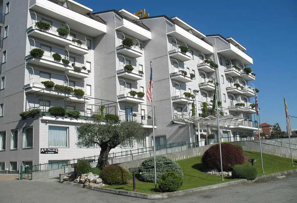 Air Palace Hotel-1