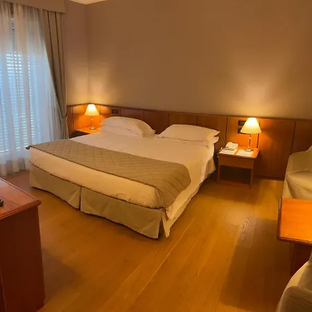 Air Palace Hotel-3
